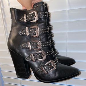 Steve Madden Boots